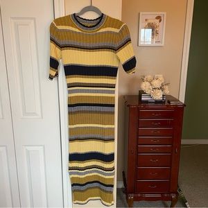 NWOT H&M Ribbed Knit Bodycon Sweater Dress Size Small